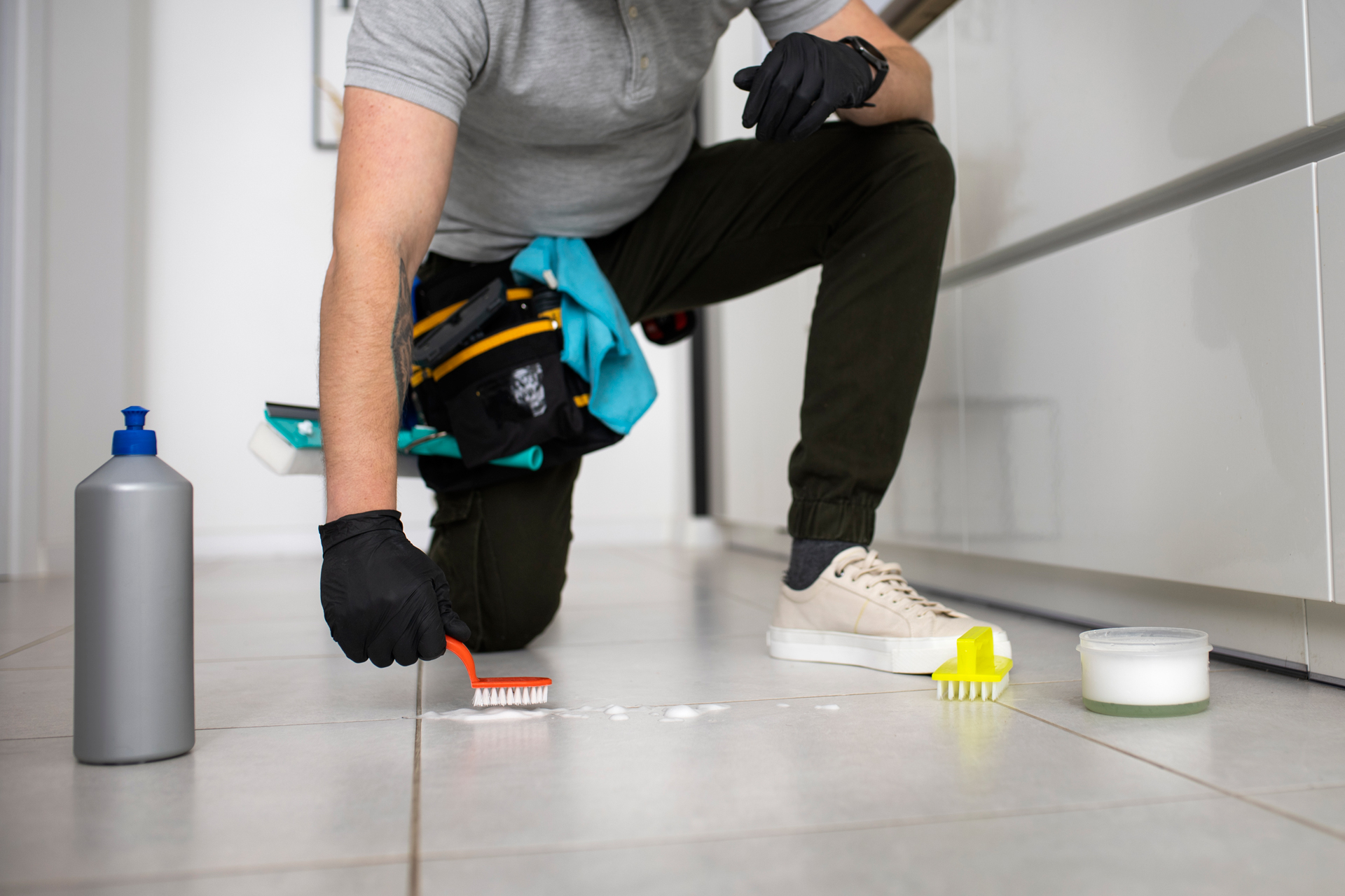 Grout Cleaning & Sealing
