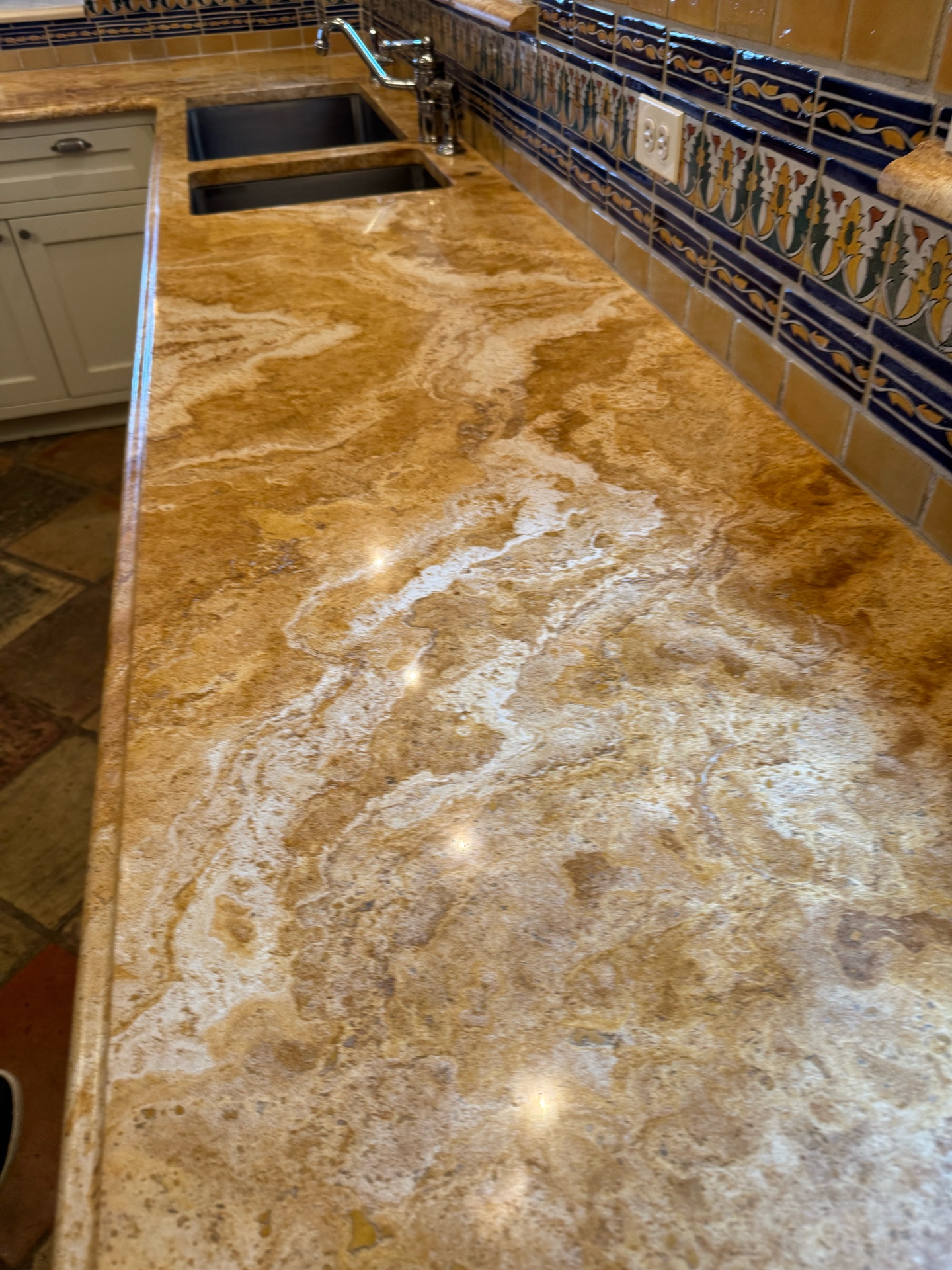 Jerusalem Gold Kitchen &mdash; Mirror Finish Result by Highline Stone Care
